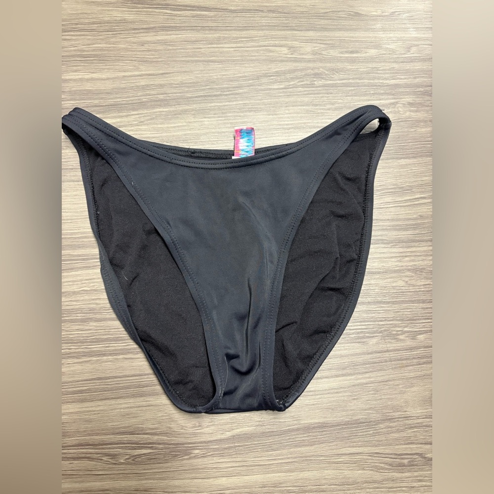 Malibu Dream Girl Bikini Bottoms Size medium